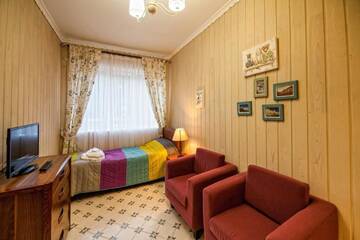 Фото номера Роскошный четырехместный номер Отель Olga Deluxe г. Татаров 3