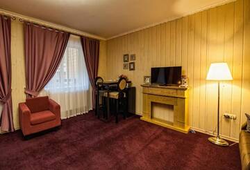 Фото номера Роскошный четырехместный номер Отель Olga Deluxe г. Татаров 4