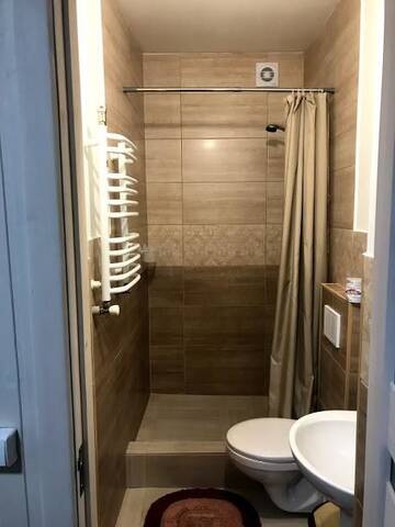 Фото номера Стандартный трехместный номер Мотели Fayniy Motel г. Татаров 12