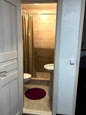 Фото номера Стандартный трехместный номер Мотели Fayniy Motel г. Татаров 23