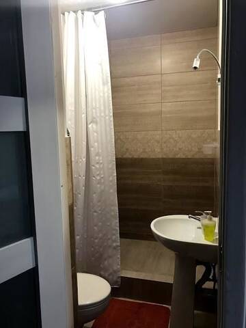 Фото номера Стандартный трехместный номер Мотели Fayniy Motel г. Татаров 3