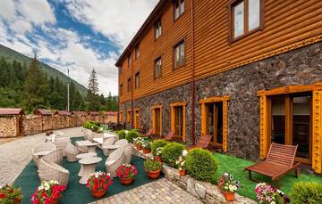 Фотографии Отель Olga Hotel SPA г. Татаров (Украина) №2 Фото Отель Olga Hotel SPA г. Татаров 2