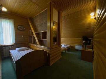Фото номера Стандартный трехместный номер Гостевой дом Lelech г. Татаров 5