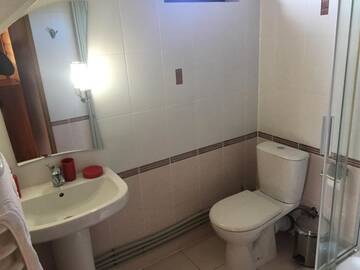 Фото номера Четырехместный номер с террасой Гостевой дом Guesthouse Kolo Druziv г. Татаров 12
