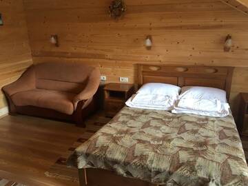 Фото номера Двухместный номер Делюкс с 1 кроватью и балконом Гостевой дом Guesthouse Kolo Druziv г. Татаров 5