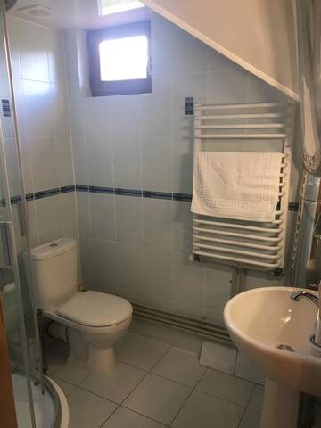 Фото номера Двухместный номер Делюкс с 1 кроватью и балконом Гостевой дом Guesthouse Kolo Druziv г. Татаров 5