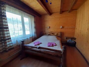 Фото номера Апартаменты с балконом Апартаменты Cottage Zhelikhovskykh г. Татаров 15