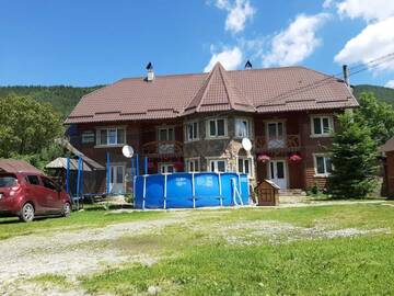 Фото номера Апартаменты с 3 спальнями Апартаменты Cottage Zhelikhovskykh г. Татаров 18