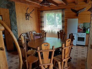 Фото номера Апартаменты с балконом Апартаменты Cottage Zhelikhovskykh г. Татаров 8