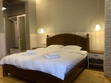 Фото номера Двухместный номер Делюкс с 1 кроватью и балконом Отель Hygge г. Татаров 13
