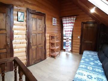 Фото номера Апартаменты с видом на горы Апартаменты Wood-House г. Татаров 100